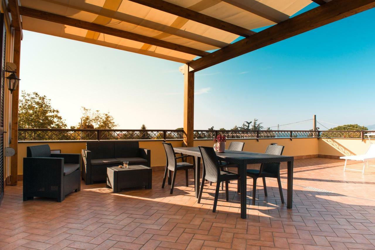 Villa Lucia Terrazza Panoramica Castellammare di Stabia Exterior foto